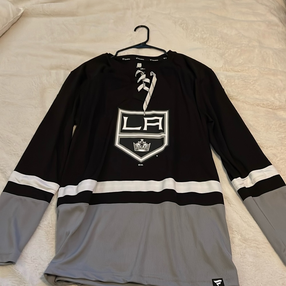 La kings shirt